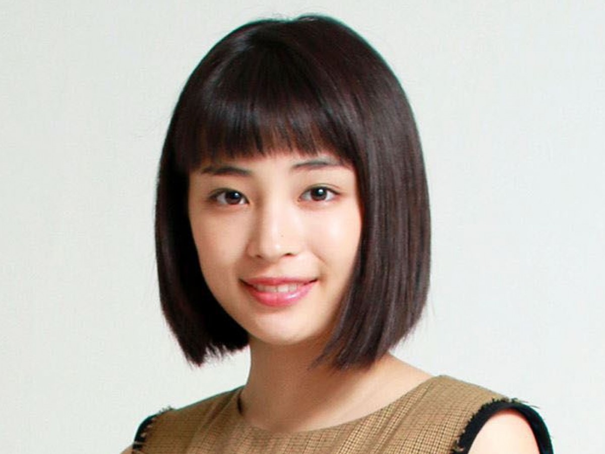 山崎賢人＆石原さとみ、女子高生がクリスマスに一緒に過ごしたい有名人第1位に