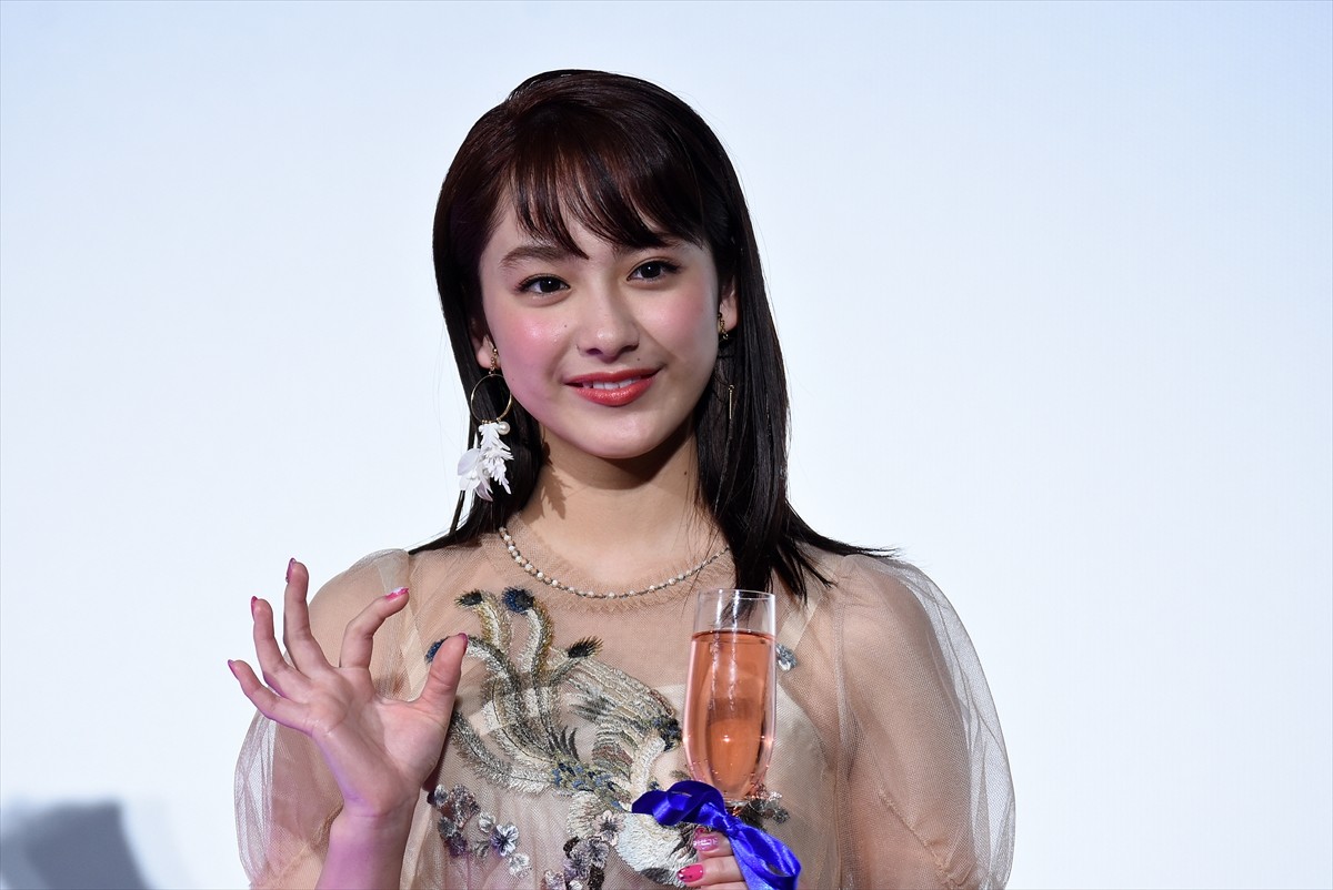 中島健人、幼少期から王子！ 秘蔵写真公開にファン絶叫 