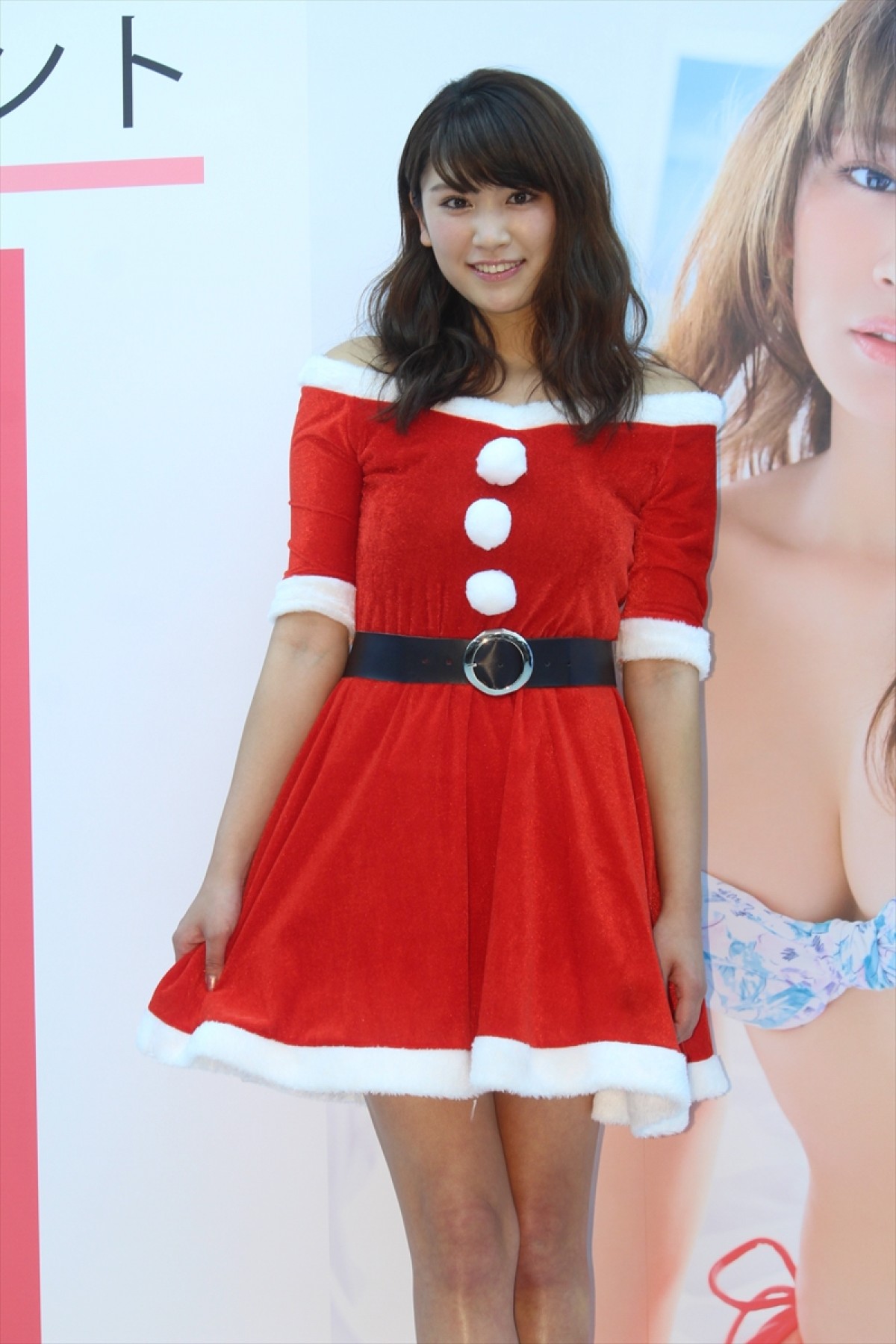 久松郁実、サンタのコスプレで新作DVDアピール「大人っぽい女性の表情出した」