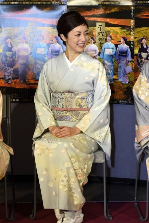 高岡早紀、プレミアムドラマ『平成細雪』試写会に登場