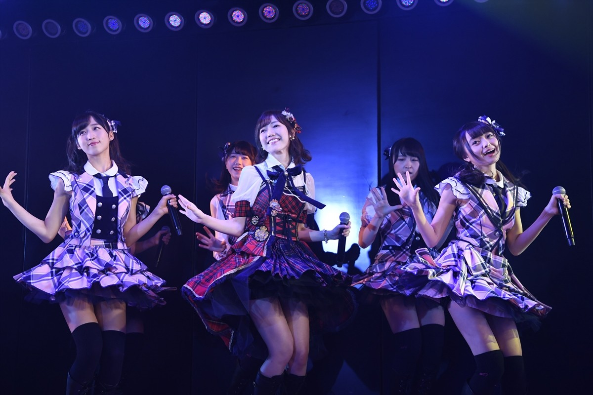 渡辺麻友、卒業公演で涙 「大好きなAKB48が永遠に続いてほしい」