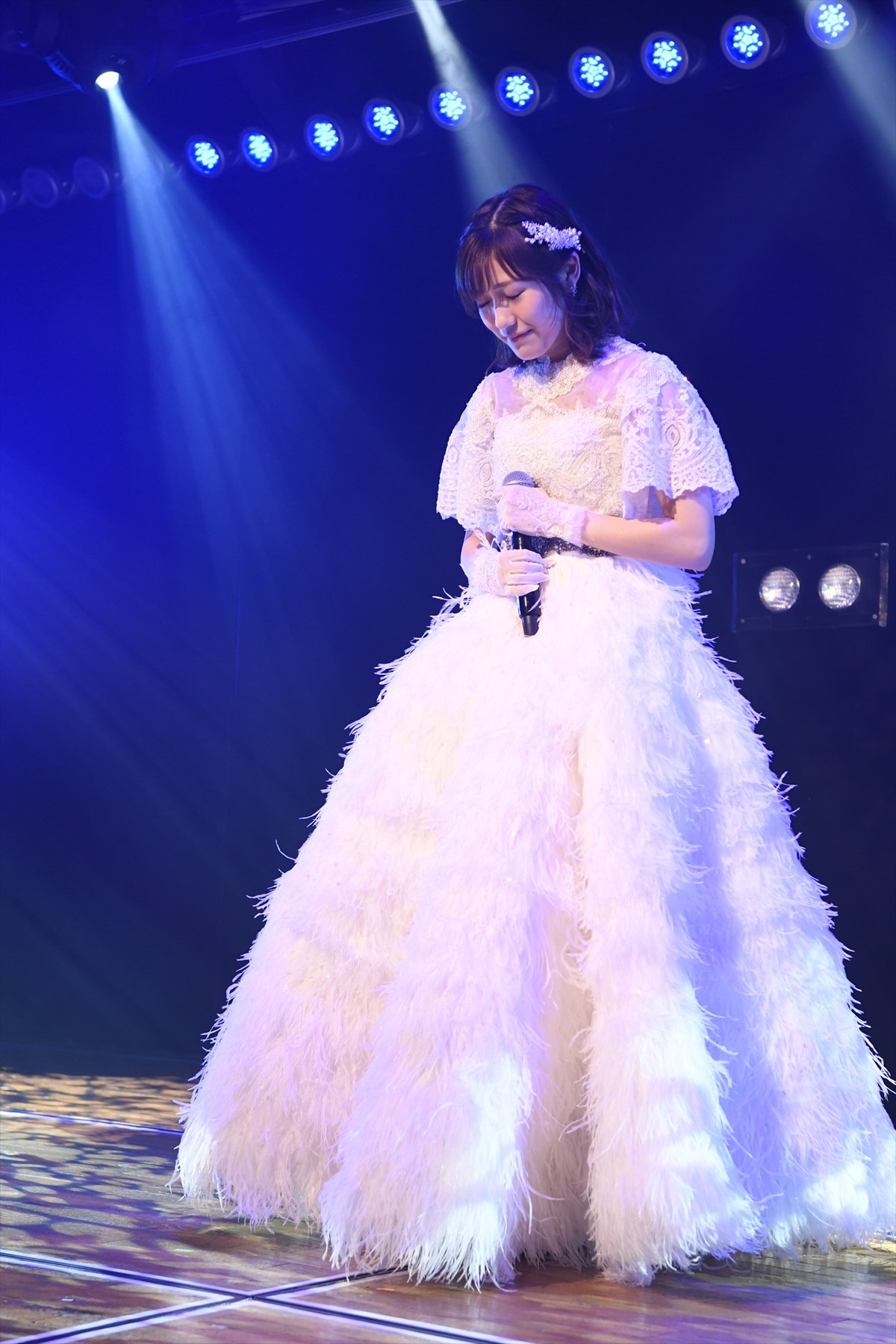 渡辺麻友、卒業公演で涙 「大好きなAKB48が永遠に続いてほしい」