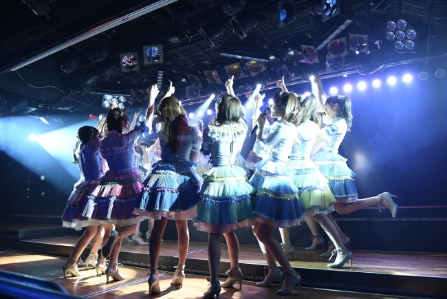 写真）渡辺麻友、卒業公演で涙 「大好きなAKB48が永遠に続いてほしい