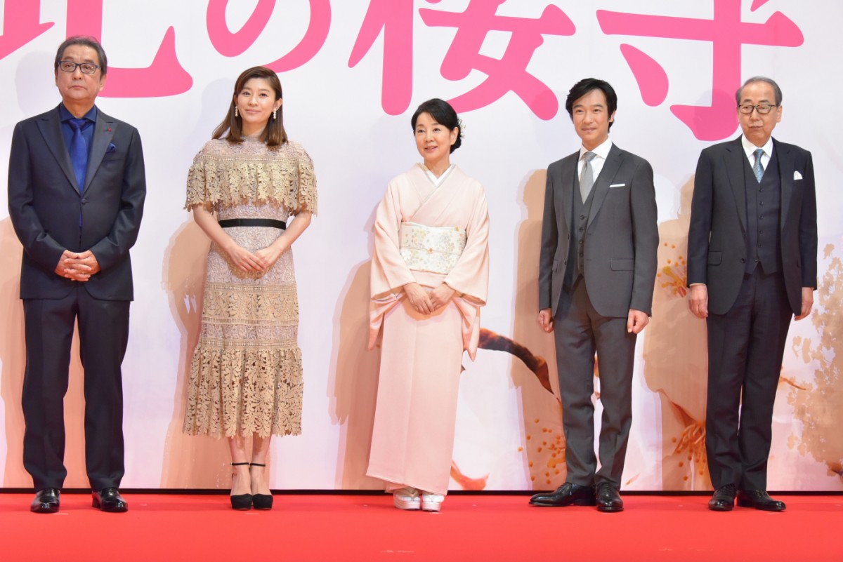吉永小百合、篠原涼子をスポーツジムにお誘い「同じプールで泳ぎたい」