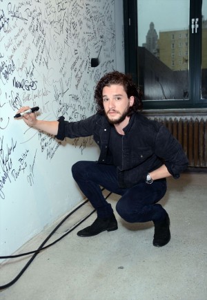 キット・ハリントン