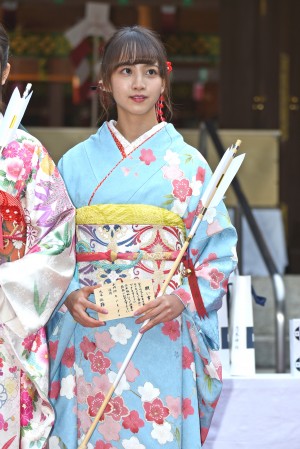 乃木坂46 新成人メンバー成人式にて振袖姿を披露した佐藤楓