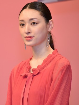 ドラマ『FINAL CUT』制作発表会見に出席した栗山千明