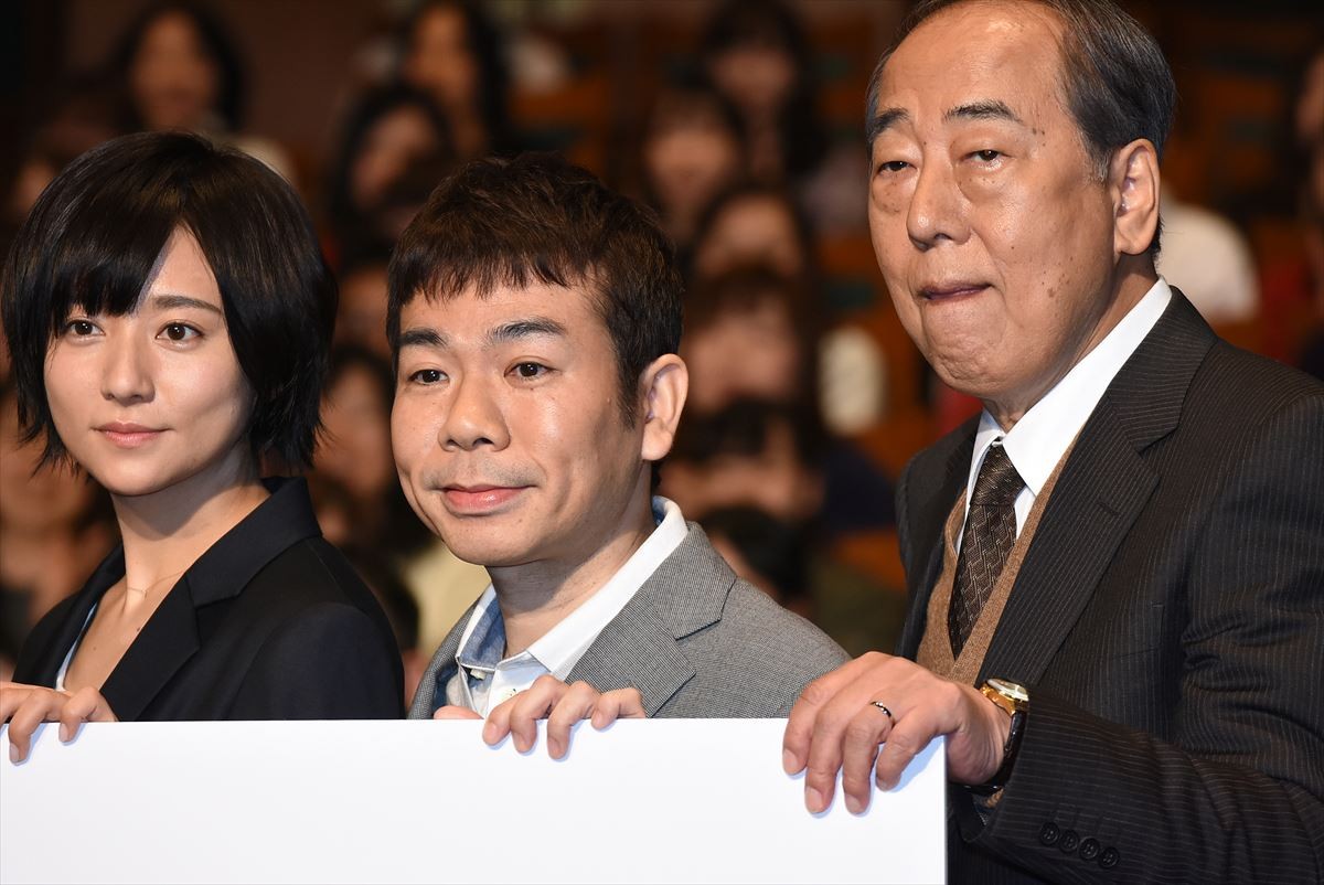 松本潤、『99.9』続編ではオヤジギャグの神が憑依？木村文乃の暴露に照れ笑い