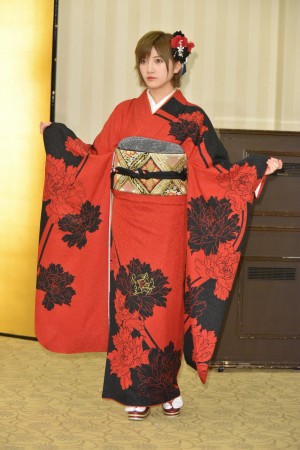 AKB48グループ 2018年新成人メンバー 成人式記念撮影会に参加した岡田奈々