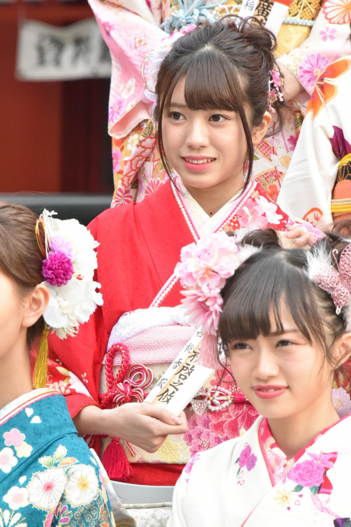 ＜AKB48成人式＞向井地美音「東京ドーム立ちたい」 高橋朱里は総監督の酒グセ暴露