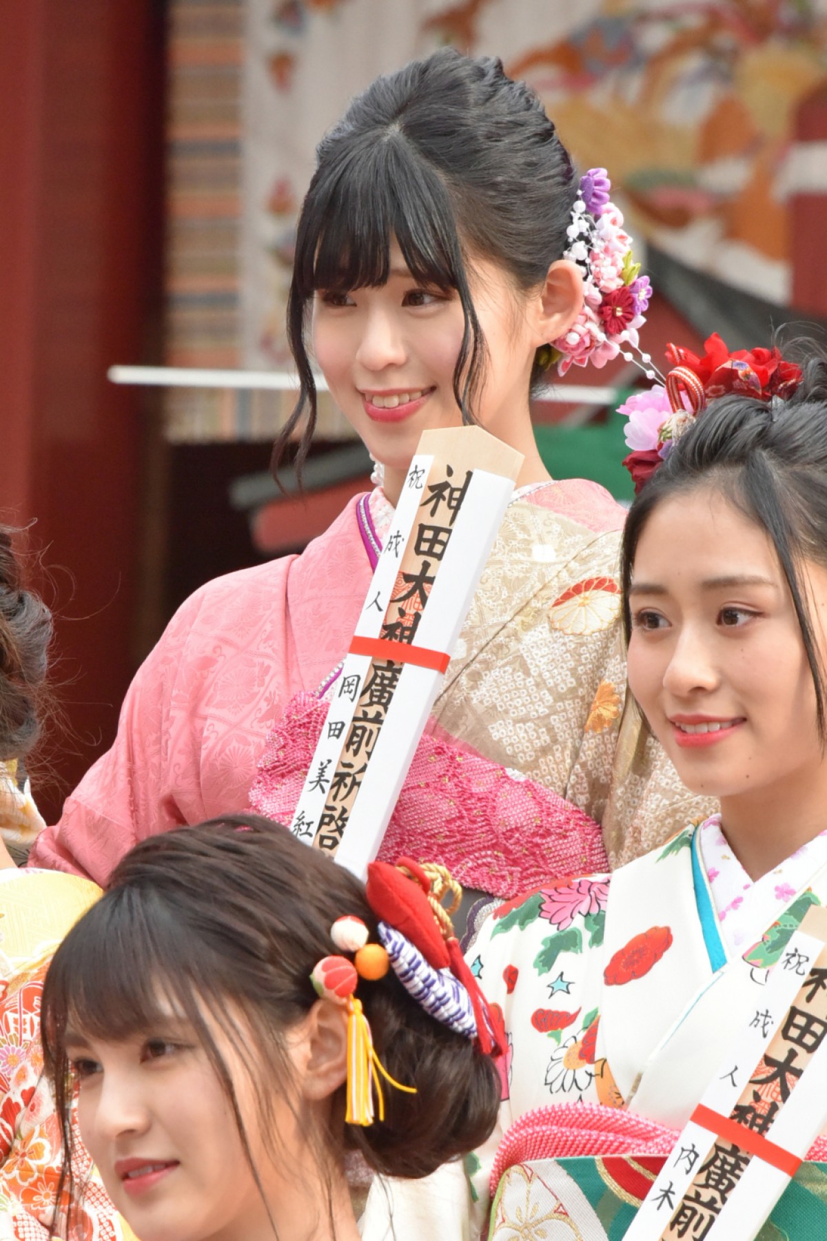 ＜AKB48成人式＞向井地美音「東京ドーム立ちたい」 高橋朱里は総監督の酒グセ暴露