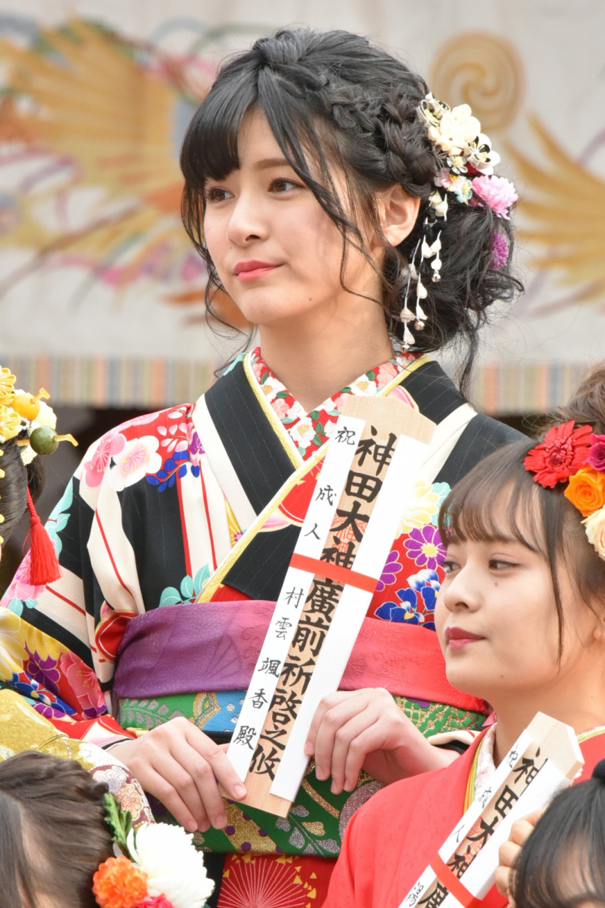 ＜AKB48成人式＞向井地美音「東京ドーム立ちたい」 高橋朱里は総監督の酒グセ暴露