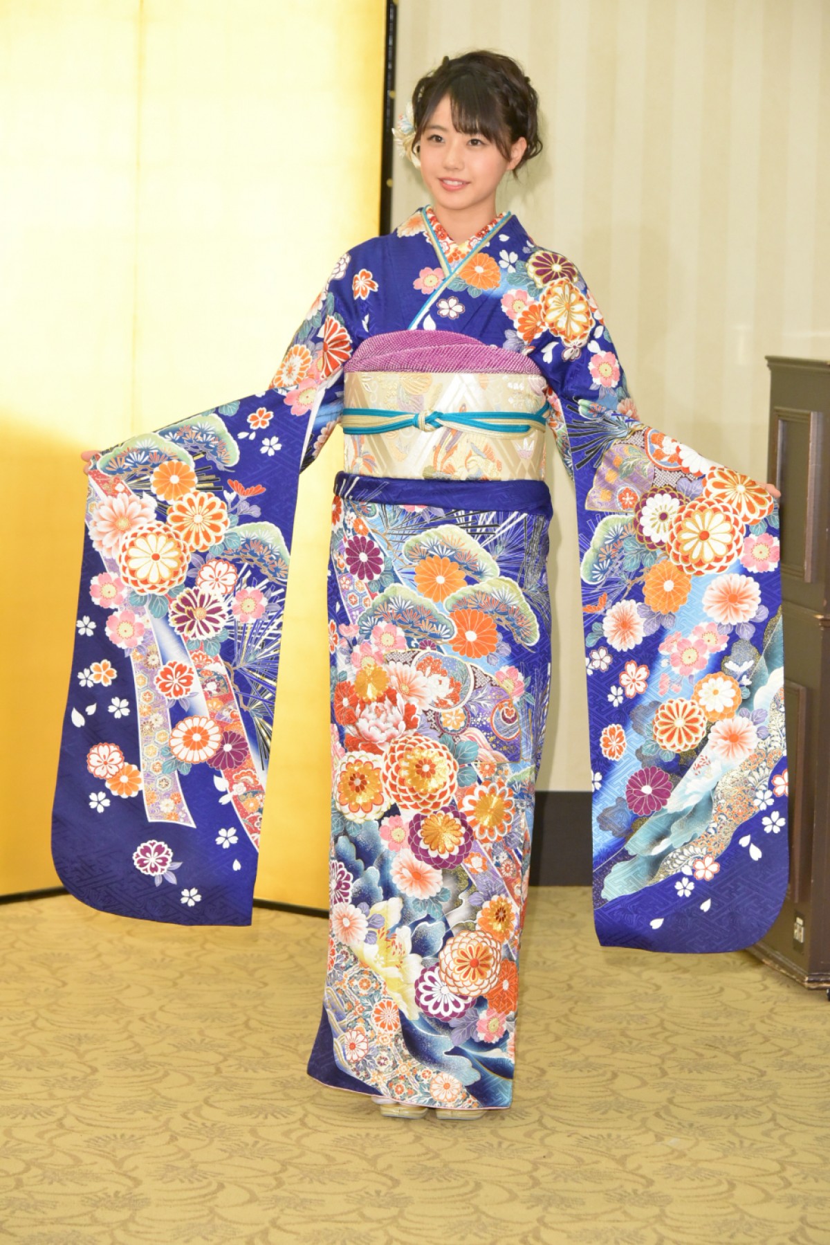 ＜AKB48成人式＞向井地美音「東京ドーム立ちたい」 高橋朱里は総監督の酒グセ暴露