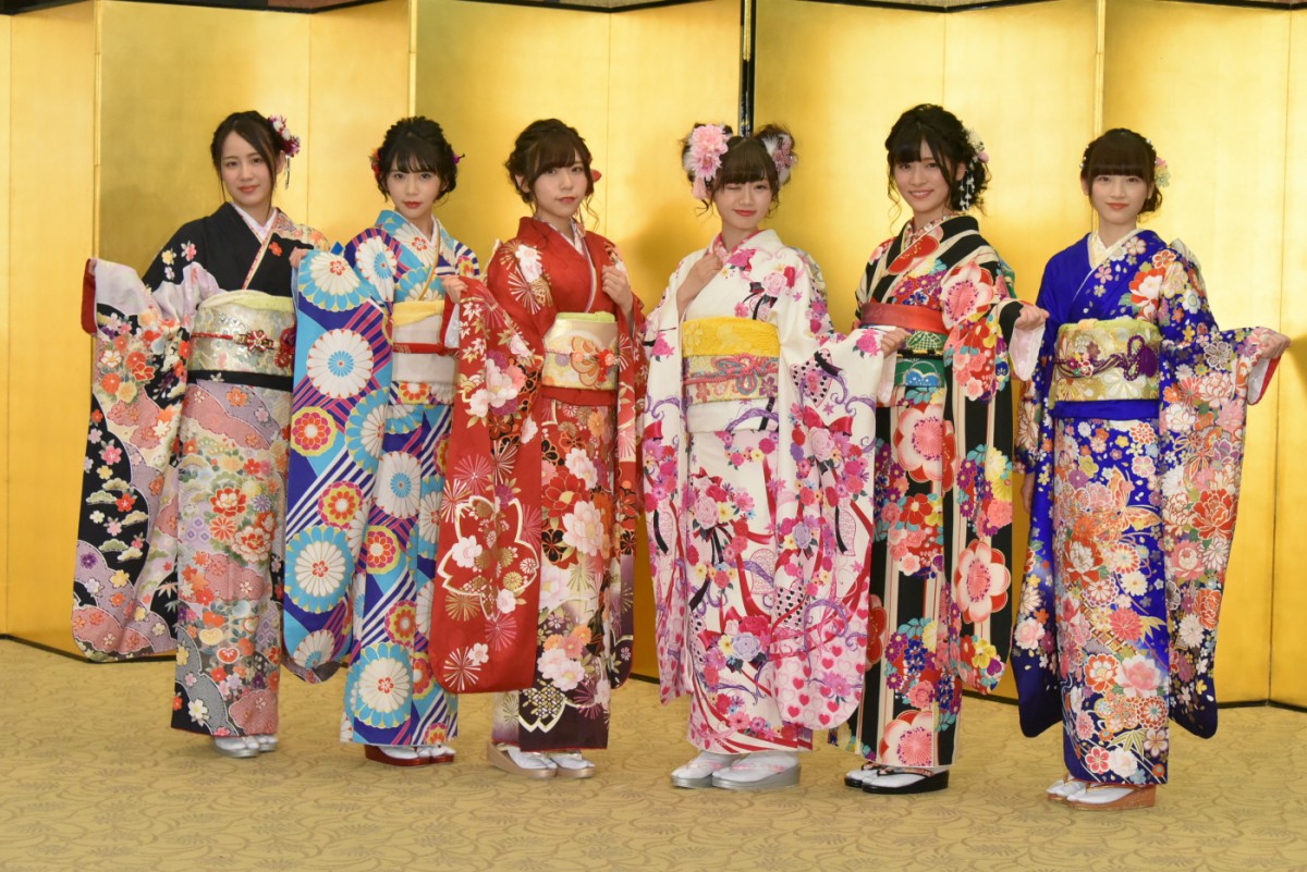 ＜AKB48成人式＞向井地美音「東京ドーム立ちたい」 高橋朱里は総監督の酒グセ暴露
