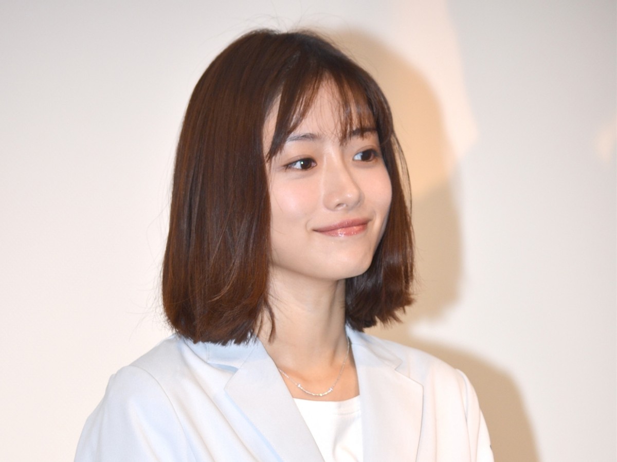 石原さとみ、井浦新＆窪田正孝からリアルな食べ方を絶賛される「生々しくてすごい」