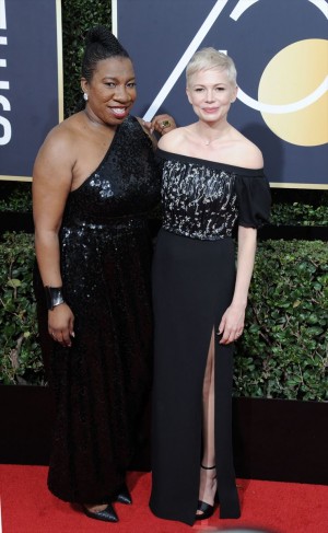 ミシェル・ウィリアムズ＆タラナ・バーク、「第75回ゴールデン・グローブ賞」レッドカーペットに登場