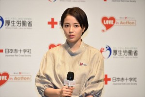 広瀬すず、平成30年「はたちの献血」キャンペーン 記者発表会に登場
