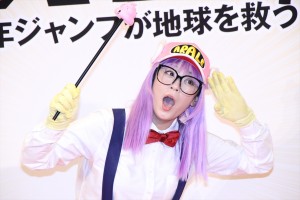 佐藤仁美、『オー・マイ・ジャンプ！～少年ジャンプが地球を救う～』完成試写会＆会見に登壇