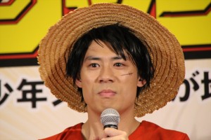 伊藤淳史、『オー・マイ・ジャンプ！～少年ジャンプが地球を救う～』完成試写会＆会見に登壇