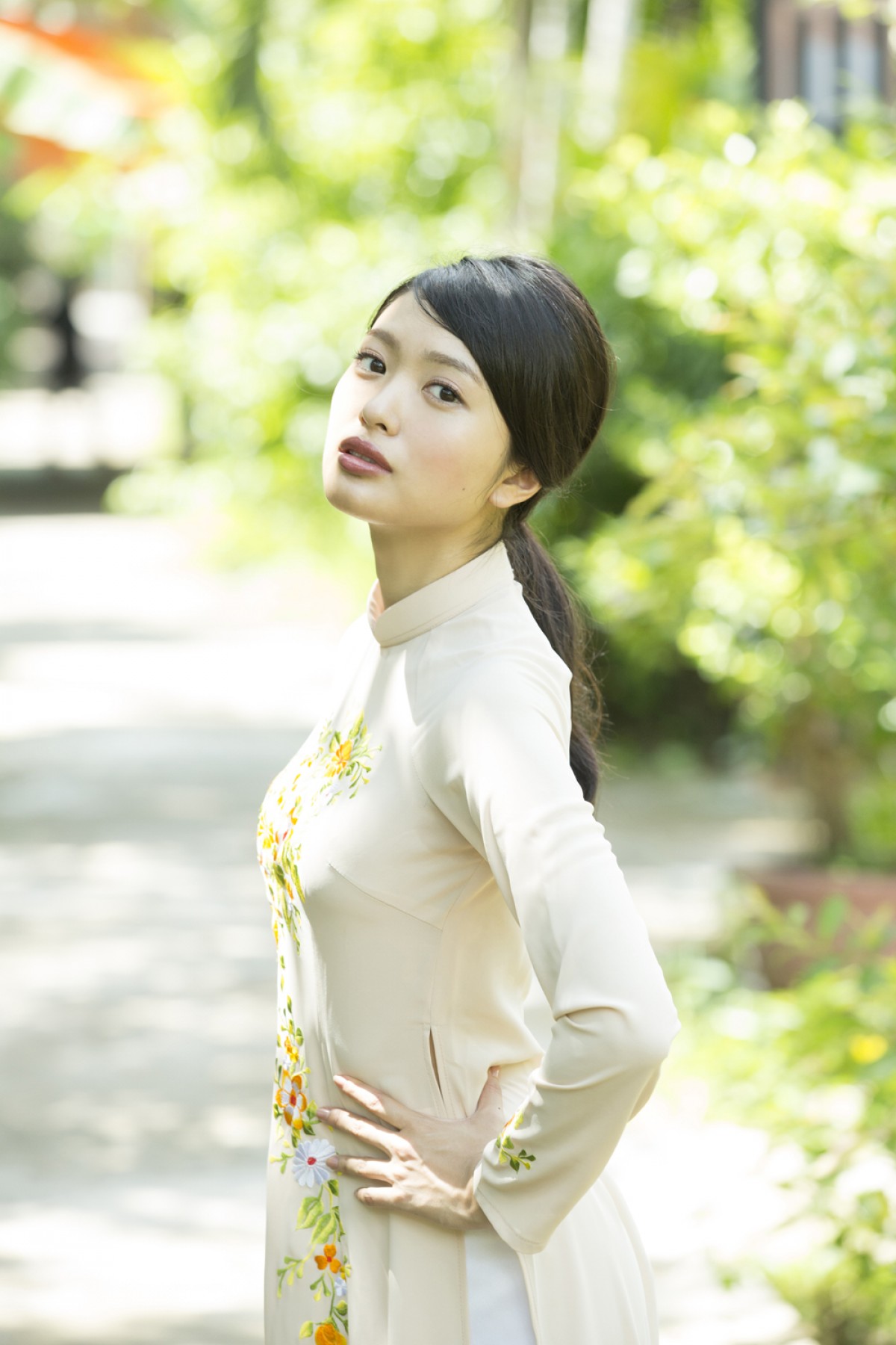 NGT48・北原里英、ファースト写真集で過去最大露出　先行カット到着