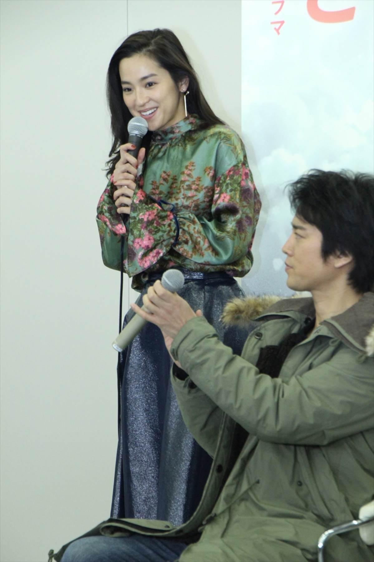 吉岡里帆、サプライズケーキに感激＆主演ドラマに意気込み「必ず面白いものにしたい」