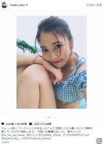 佐野ひなこ、水着オフショットに反響　※「佐野ひなこ」インスタグラム