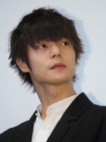 窪田正孝、『犬猿』プレミア上映会 舞台挨拶に登壇