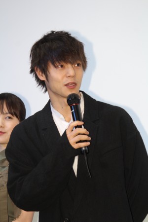 窪田正孝、『犬猿』プレミア上映会 舞台挨拶に登壇