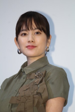 筧美和子、『犬猿』プレミア上映会 舞台挨拶に登壇