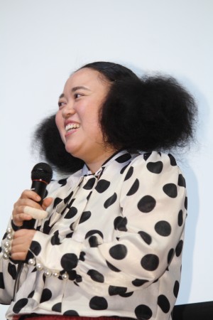 江上敬子(ニッチェ)、『犬猿』プレミア上映会 舞台挨拶に登壇