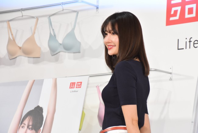 20180118小嶋陽菜「ユニクロ ワイヤレスブラ2018年春夏コレクション」発表会