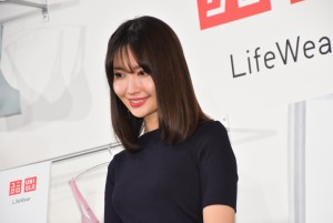 「ユニクロ ワイヤレスブラ2018年春夏コレクション」発表会に登場した小嶋陽菜