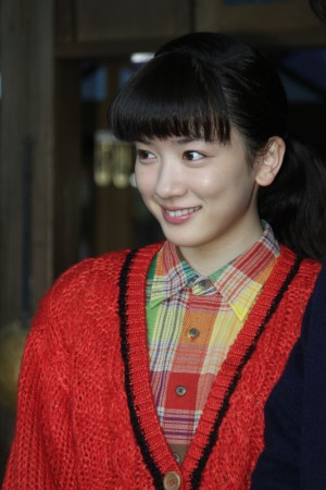 永野芽郁、連続テレビ小説『半分、青い。』スタジオ取材会に登場