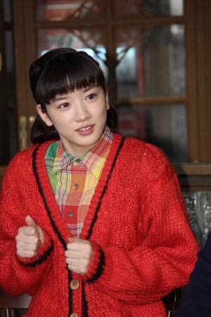 永野芽郁、連続テレビ小説『半分、青い。』スタジオ取材会に登場