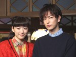 永野芽郁、佐藤健、連続テレビ小説『半分、青い。』スタジオ取材会にて