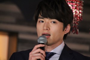 白洲迅、『明日の君がもっと好き』記者会見に出席