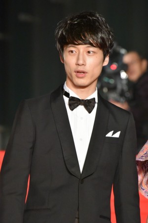 坂口健太郎、映画『今夜、ロマンス劇場で』ジャパンプレミア（レッドカーペット）に登場