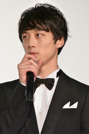坂口健太郎、映画『今夜、ロマンス劇場で』ジャパンプレミアに登壇