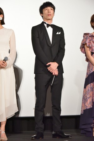 坂口健太郎、映画『今夜、ロマンス劇場で』ジャパンプレミアに登壇