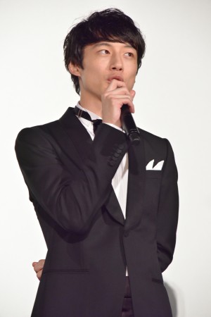 坂口健太郎、映画『今夜、ロマンス劇場で』ジャパンプレミアに登壇