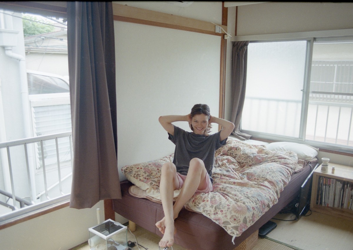森川葵ら女優・アイドルの“すっぴん”切り取る写真集『寝起き女子』発売