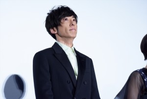 高橋一生、『嘘を愛する女』公開初日舞台挨拶に登壇