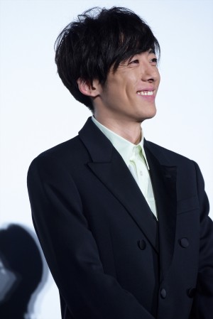 高橋一生、『嘘を愛する女』公開初日舞台挨拶に登壇