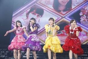 『ももいろクローバーZ 2018 OPENING ～新しい青空へ～』ライブの模様