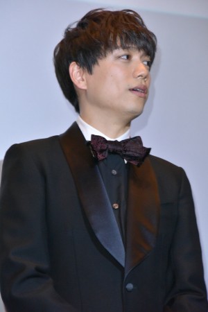 山崎育三郎、『レオン』完成披露試写会 舞台挨拶に登壇