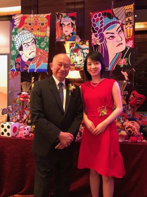 （左から）ジョン・ウー監督、桜庭ななみ