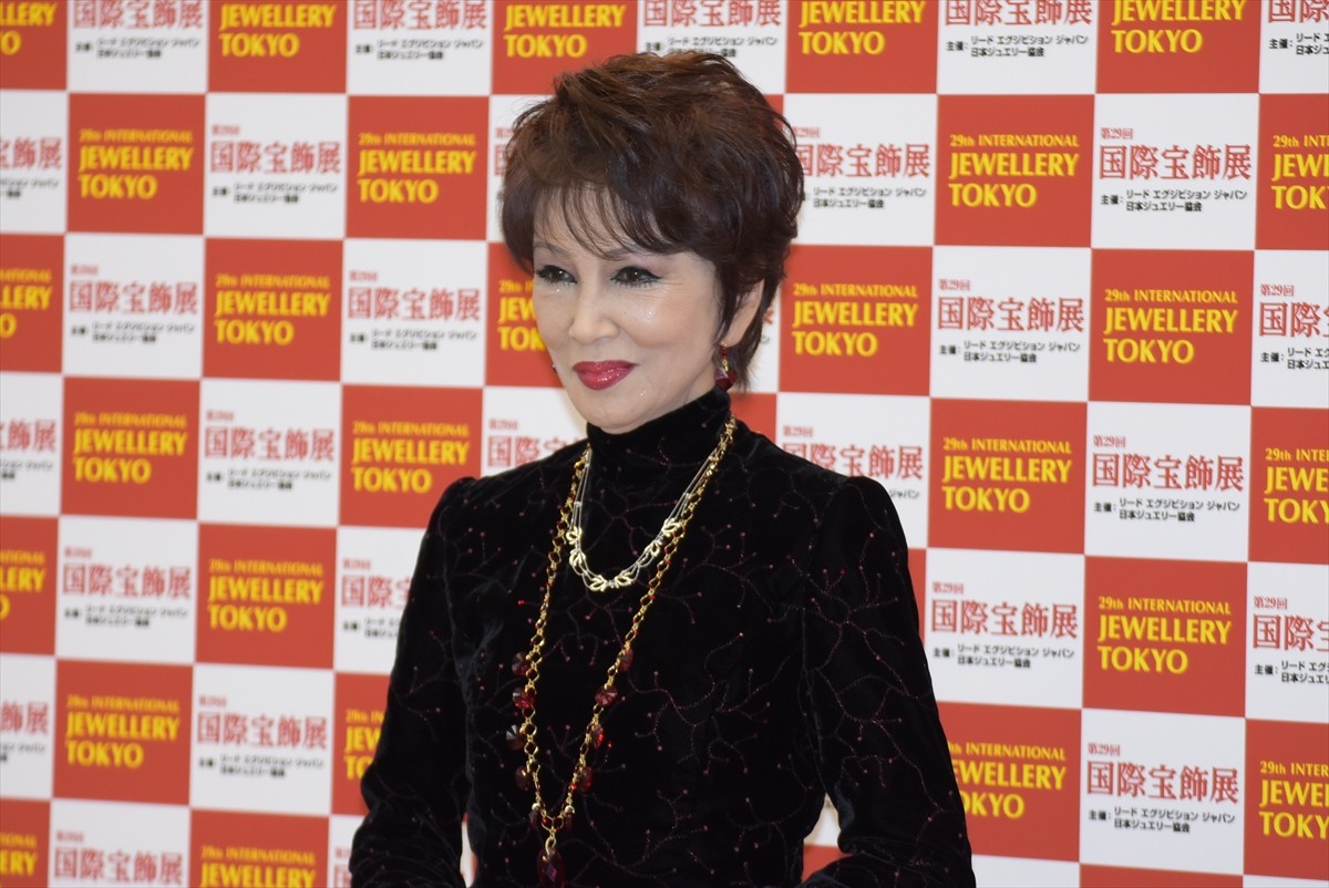 上戸彩、母としてジュエリーへの想い明かす「娘が着けてくれたら」