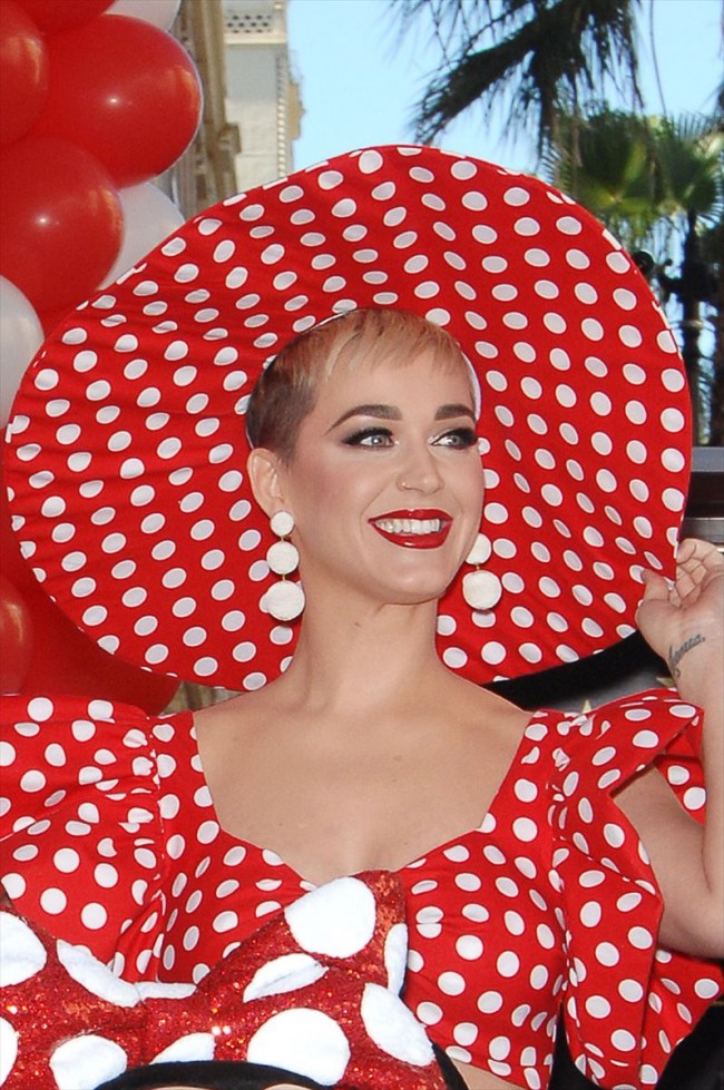 ケイティ・ペリー、Katy Perry （Star on the Hollywood Walk of Fame for Minnie Mouse， 2018）