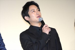 溝端淳平、『祈りの幕が下りる時』初日舞台挨拶に登壇
