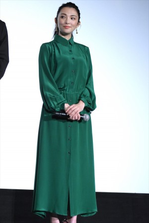 田中麗奈、『祈りの幕が下りる時』初日舞台挨拶に登壇